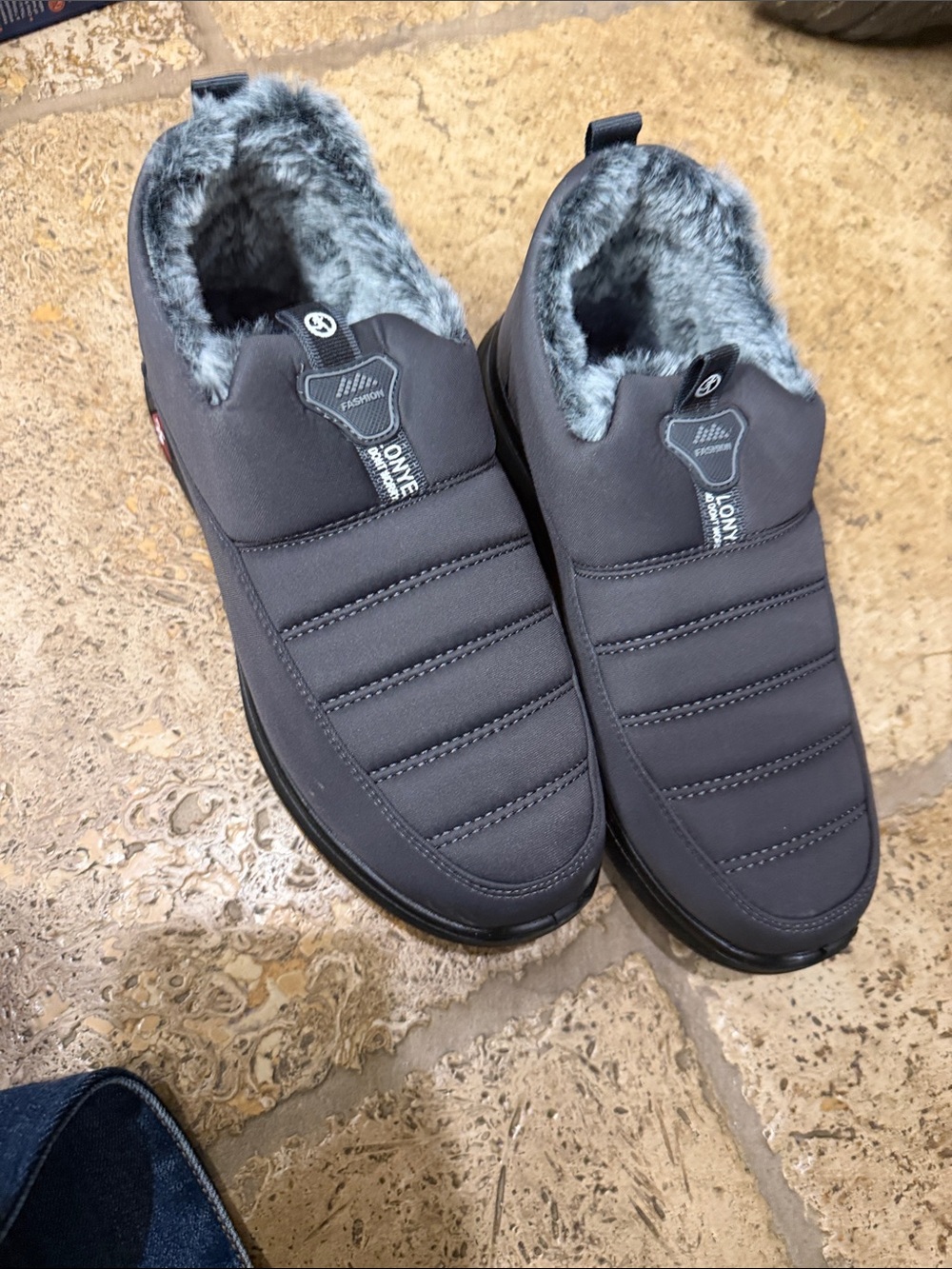 Women’s  Insulated Slip-On Winter Shoes - Gray